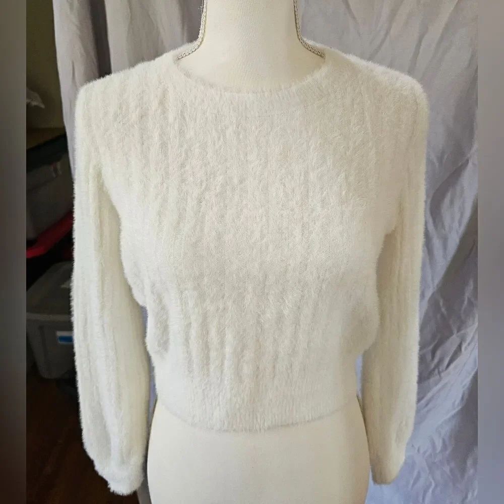Abercrombie kids girls fluffy sweater size 9-10